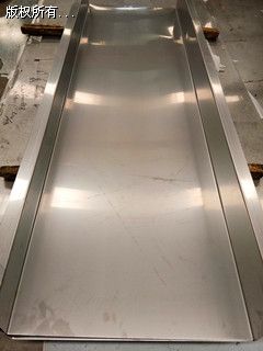 ���P����